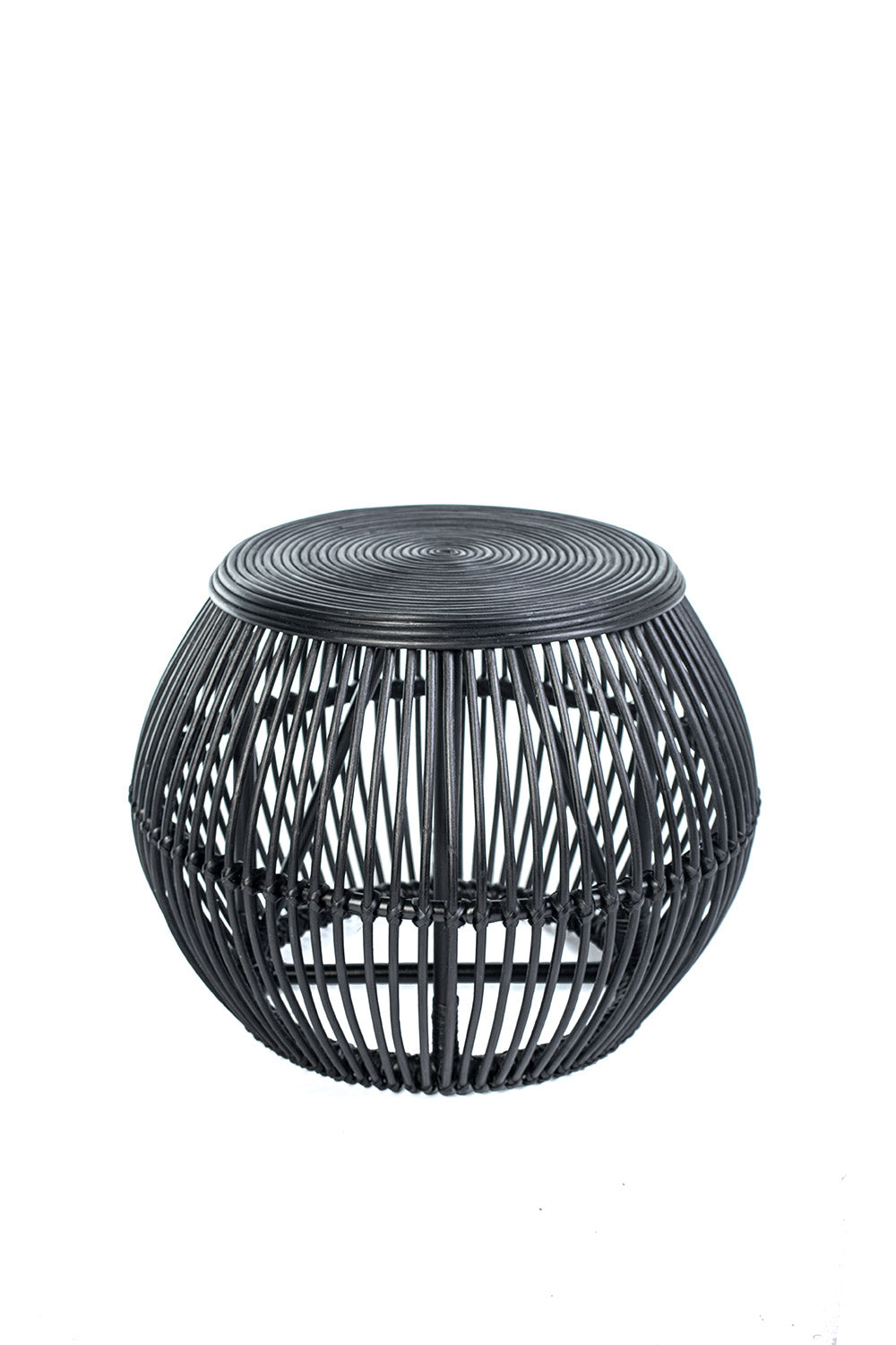 A round black coffee table made of natural rattan, with a geometric pattern, placed against a white background.