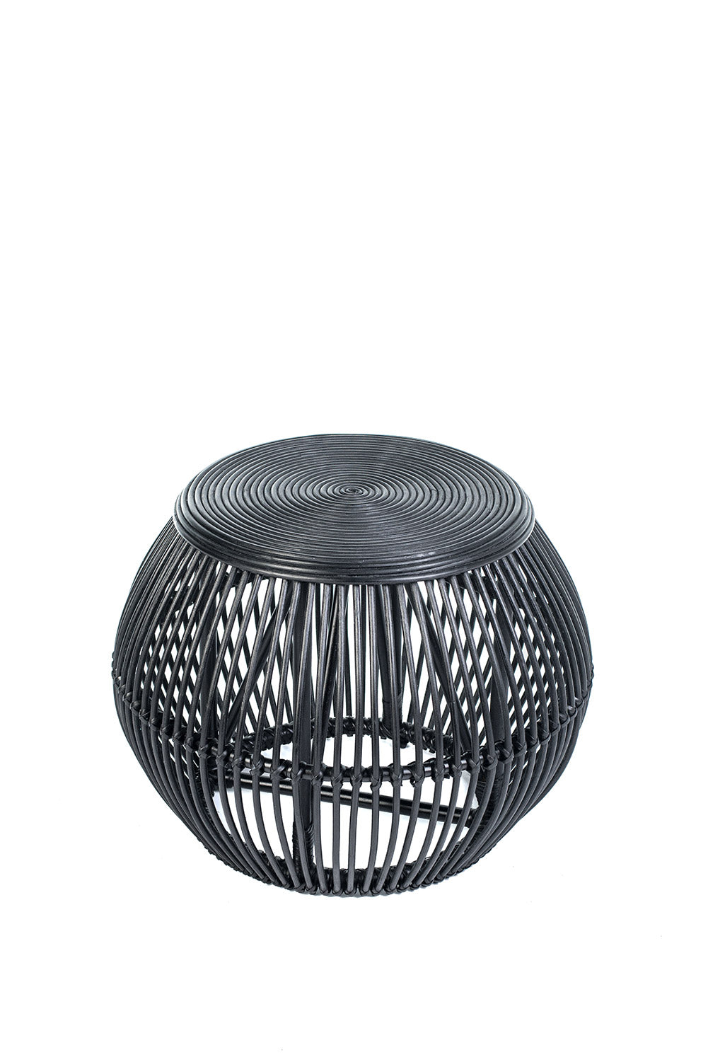 A round black coffee table made of natural rattan, with a geometric pattern, placed against a white background.