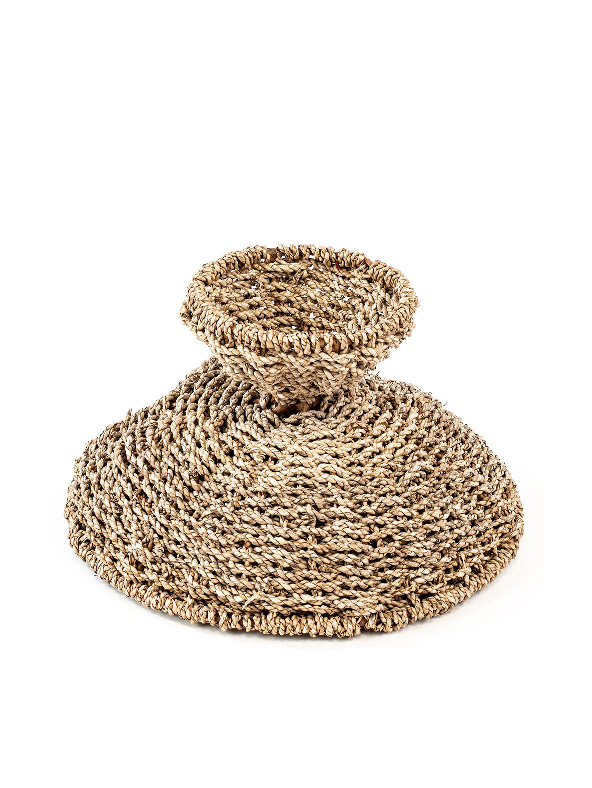 Hand woven fruit basket in natural color, made from seagrass. 